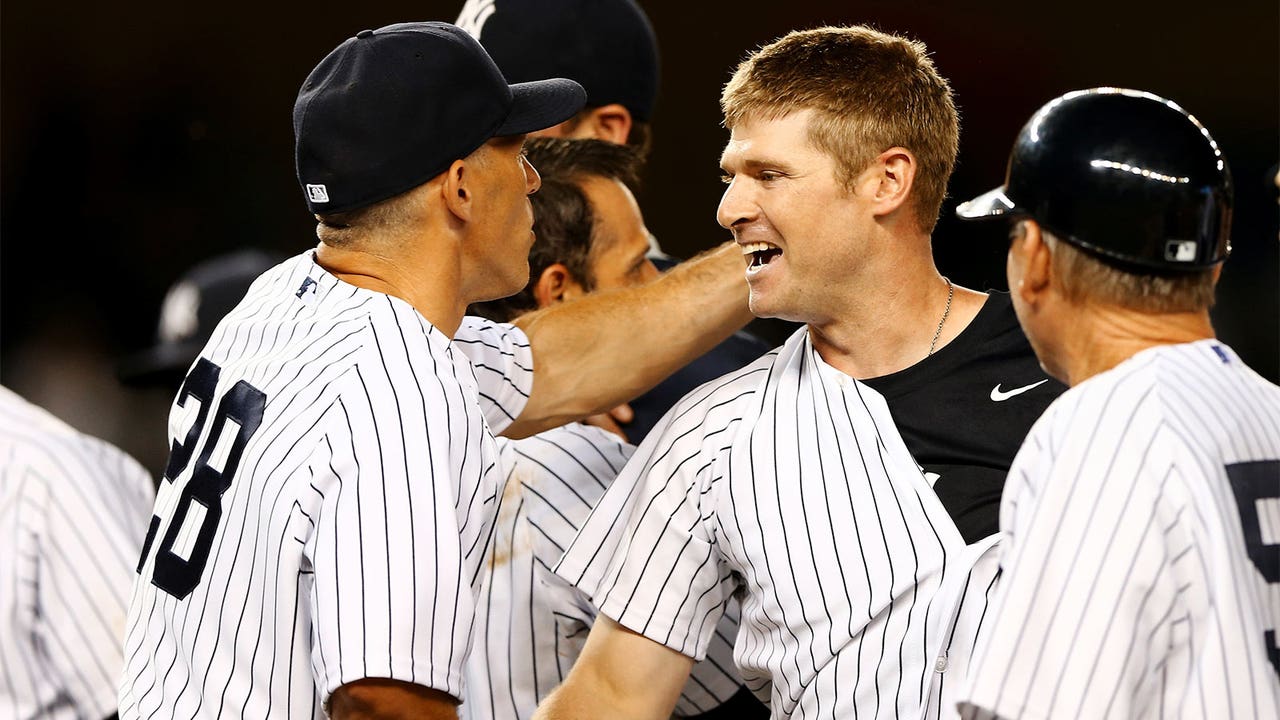 Yankees sign 3B Headley to four-year, $52M contract